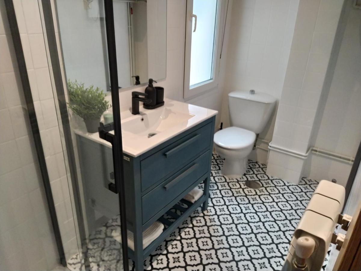 Apartamento De 120M2 Al Lado De Cabarceno Saron Eksteriør bilde