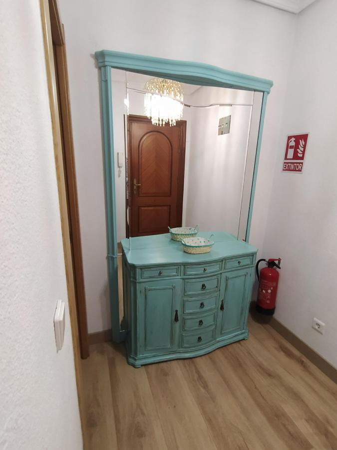 Apartamento De 120M2 Al Lado De Cabarceno Saron Eksteriør bilde