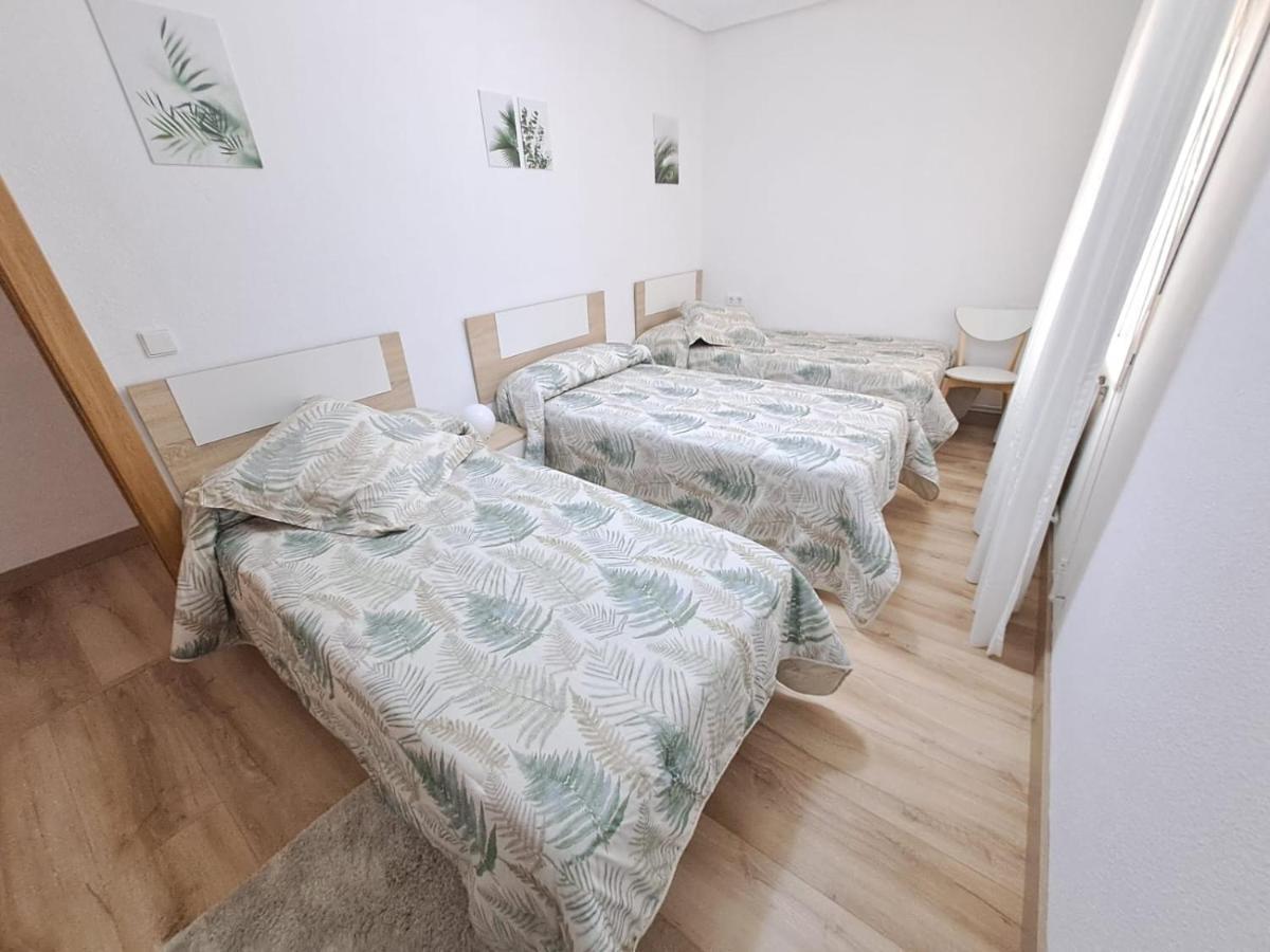 Apartamento De 120M2 Al Lado De Cabarceno Saron Eksteriør bilde