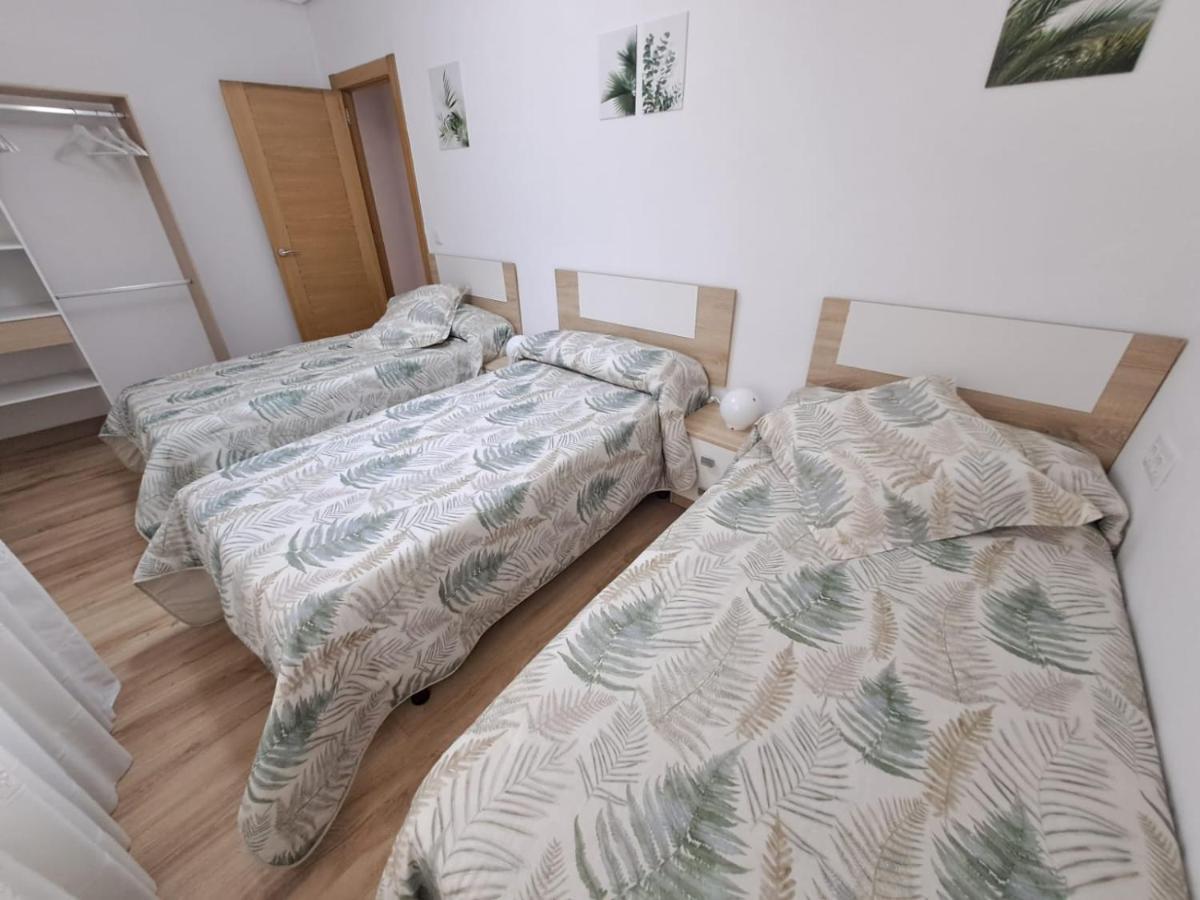 Apartamento De 120M2 Al Lado De Cabarceno Saron Eksteriør bilde