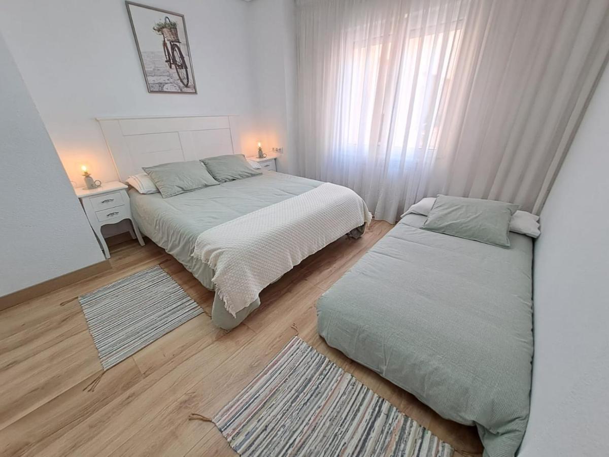 Apartamento De 120M2 Al Lado De Cabarceno Saron Eksteriør bilde